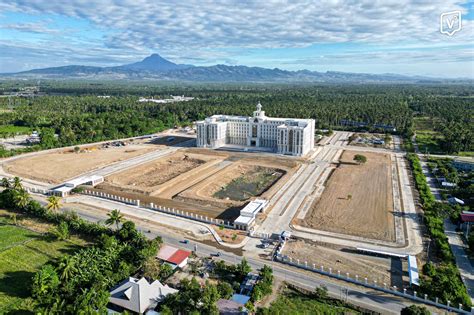UST opens campus in General Santos City .